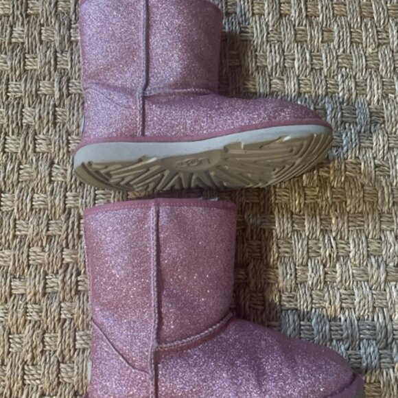 UGG Unisex Child Kids Classic Short II Glitter Fashion Boot in Pink - Picture 8 of 12
